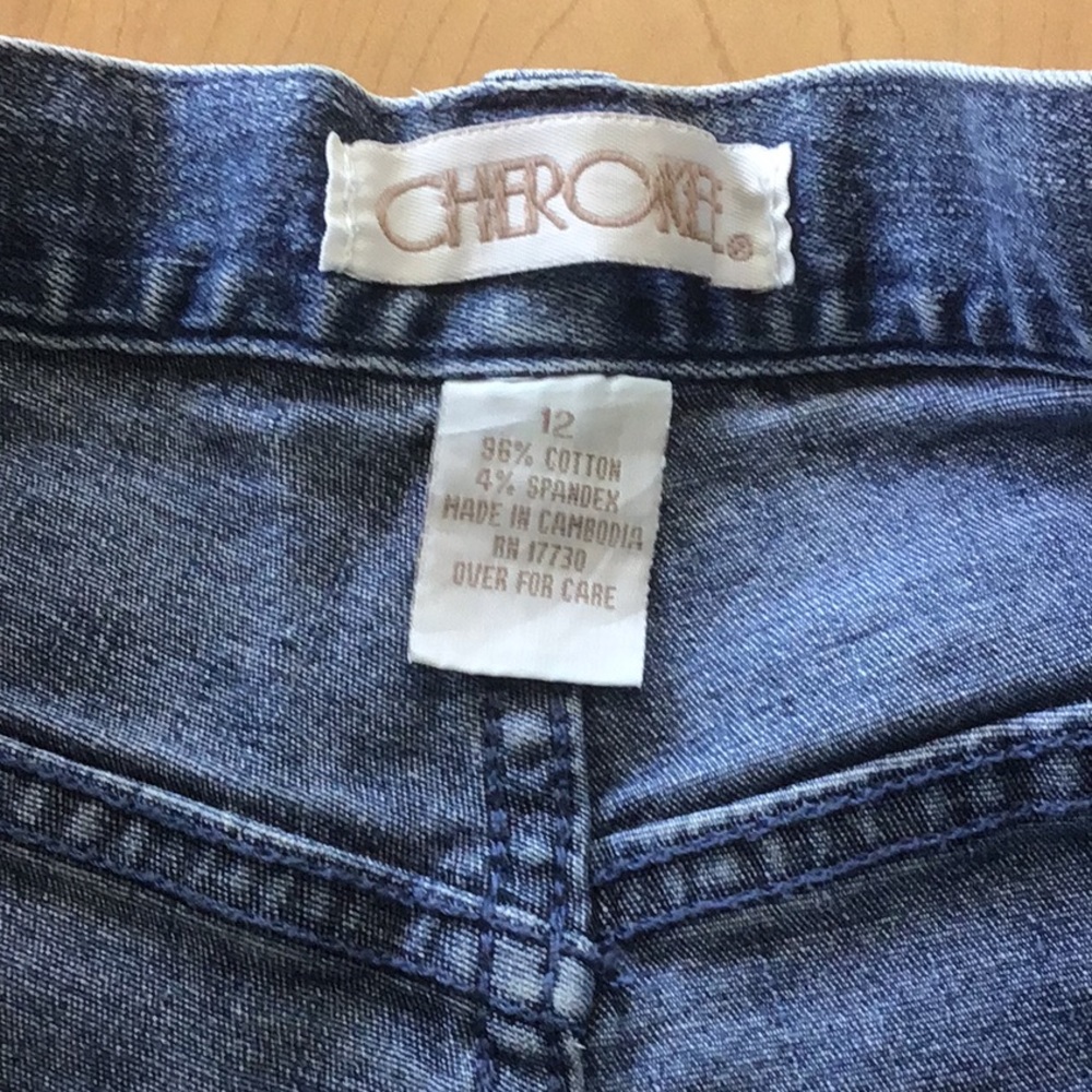 Vintage High Waisted Denim CHEROKEE Shorts - Picture 8 of 8